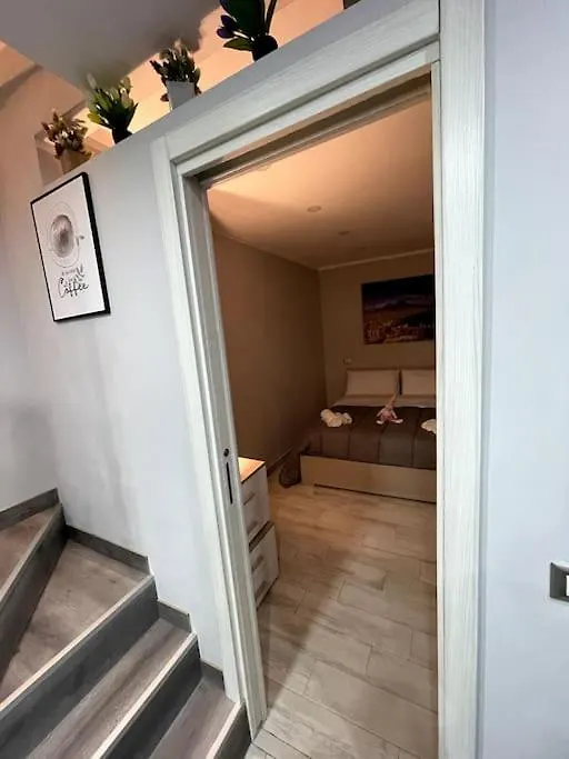 Apartment White House Spacca Napoli Italy