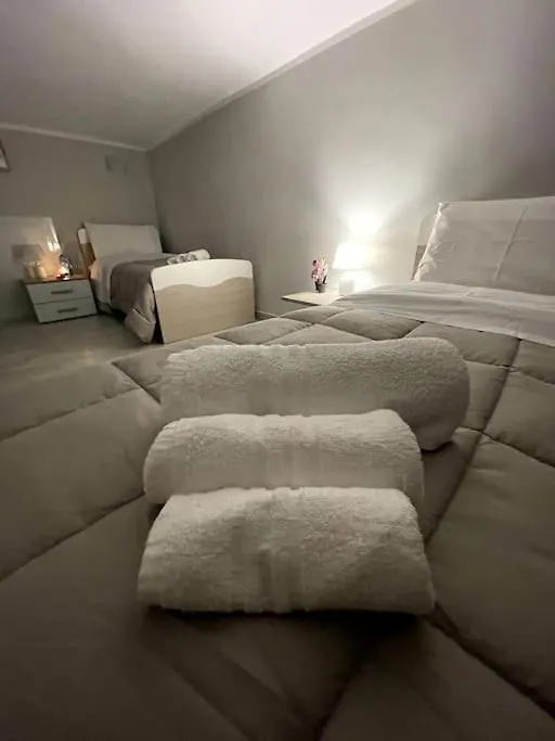 White House Spacca Napoli Italy